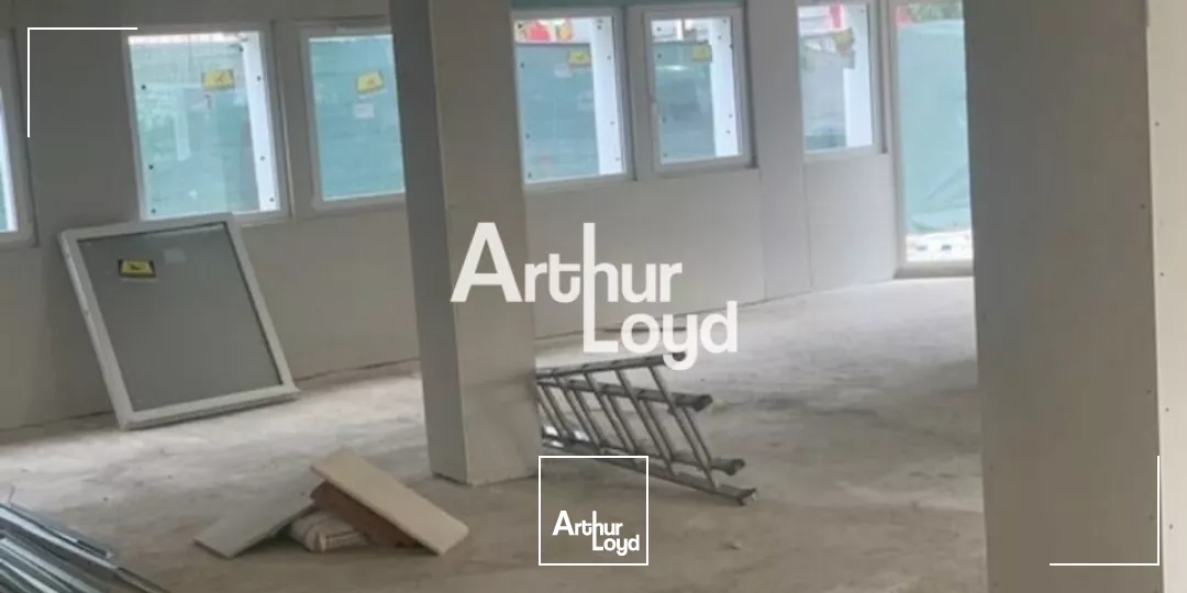 Local commercial à louer 110 m² - Draguignan