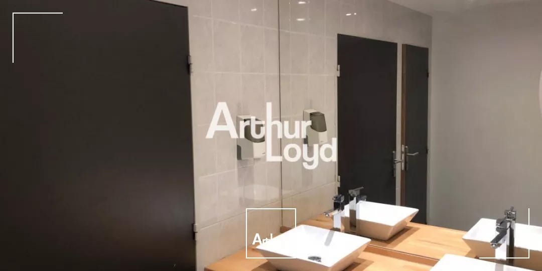 Bureaux 1659.15 m² à louer divisibles dès 276 m² - Mougins - Prestations de qualité