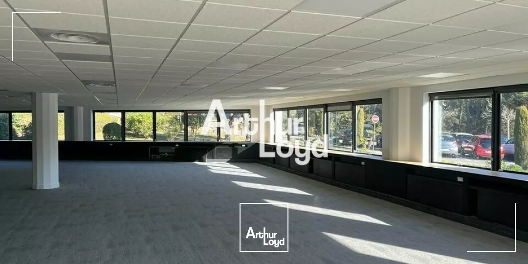 Bureaux rénovés à louer 1089 m² divisibles dès 159 m² - Sophia Antipolis