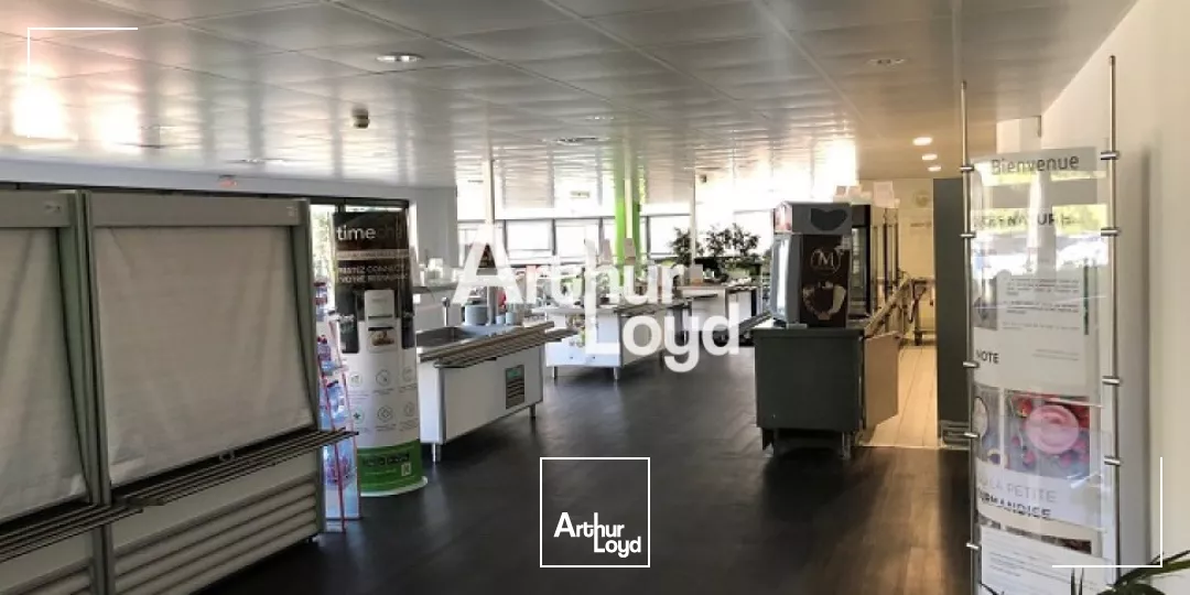 Bureaux rénovés à louer 1089 m² divisibles dès 159 m² - Sophia Antipolis