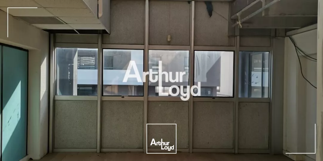 PLATEAU DE BUREAU EN OPEN SPACE DIVISIBLE 