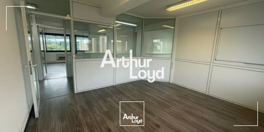 BUREAUX A LOUER EN OPEN SPACE DANS LA ZONE ESPACE 3000