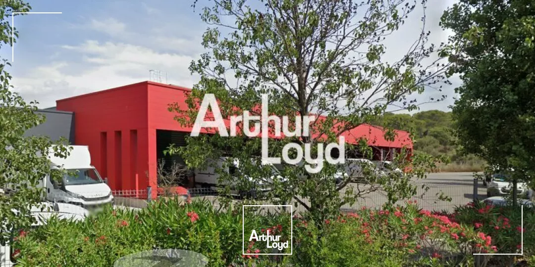 Location locaux d'activités 1700 m² Fréjus