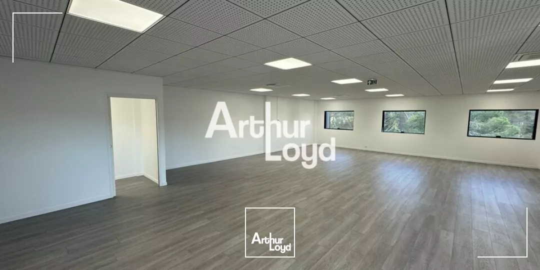Bureaux rénovés de 141 m² à louer - Sophia Antipolis