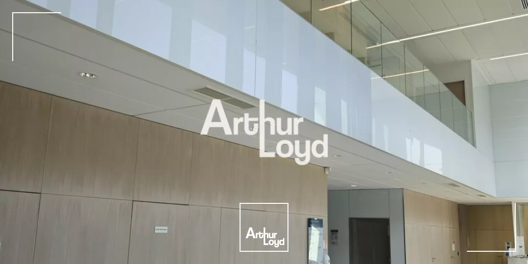 BUREAUX DE 182 M² EN OPEN SPACE A LOUER SUR NICE OUEST A PARTIR DE 74 M²