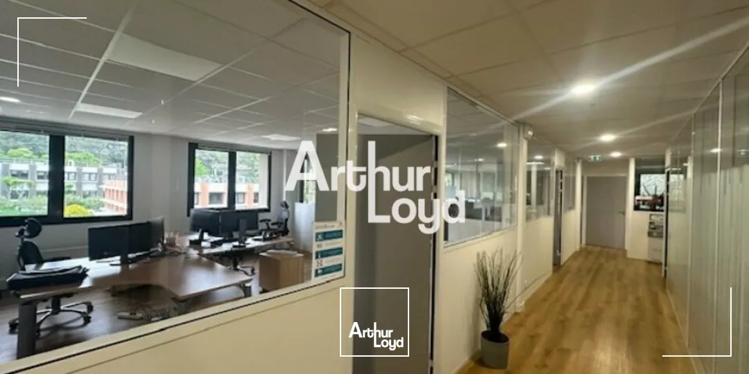 BUREAUX A VENDRE 1950 M² SOPHIA ANTIPOLIS - BATIMENT INDEPENDANT