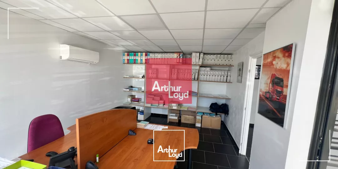 LOCAL D'ACTIVITE A LOUER - PROCHE ALES - 900 m2