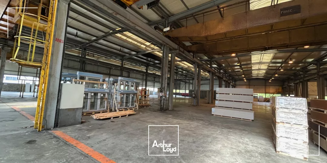 SITE INDUSTRIEL A VENDRE - 37 000 M2 - FRESNOY-LE-GRAND