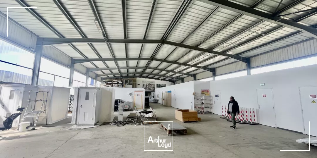 Locaux d'activité à vendre à ESLETTES 76710