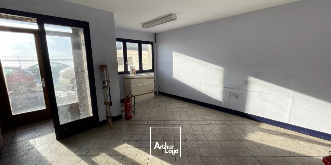 Locaux d'activité à vendre à NAGEL SEEZ MESNIL 27190