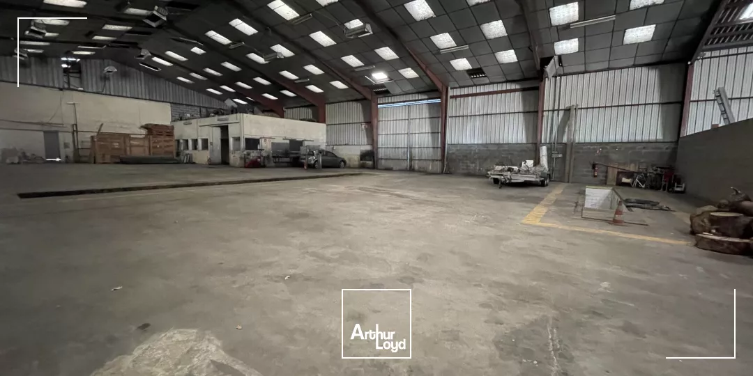 Locaux d'activité à vendre à NAGEL SEEZ MESNIL 27190