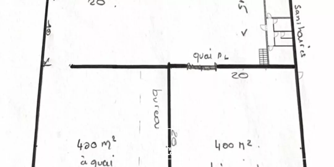 RARE ZONE REPUBLIQUE - POITIERS NORD - ENTREPOT DE 800M² à LOUER DIVISIBLE 400M²