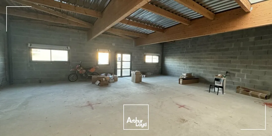 CRÉEZ VOS BUREAUX SUR-MESURE DANS UN BÂTIMENT MODERNE ET ADAPTABLE