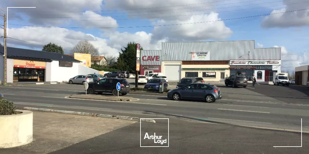 Local commercial Niort 500 m2