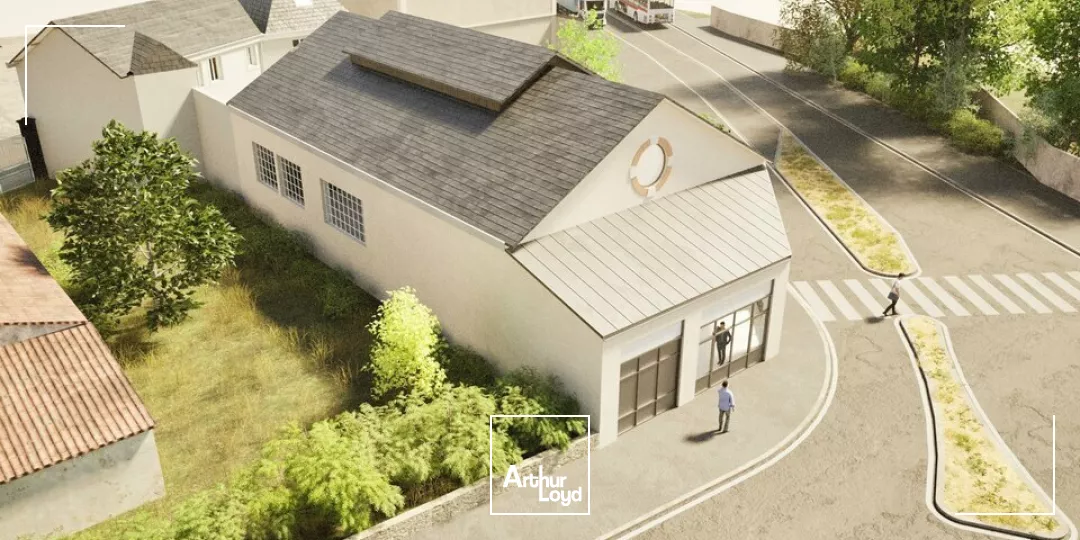 A LOUER LOCAL COMMERCIAL DE 486m² - FONTENAY LE COMPTE 