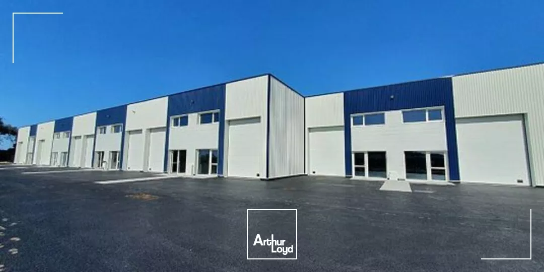 À LOUER / À VENDRE  LOCAL D'ACTIVITÉ 189,40 M²  LES SABLES D'OLONNE