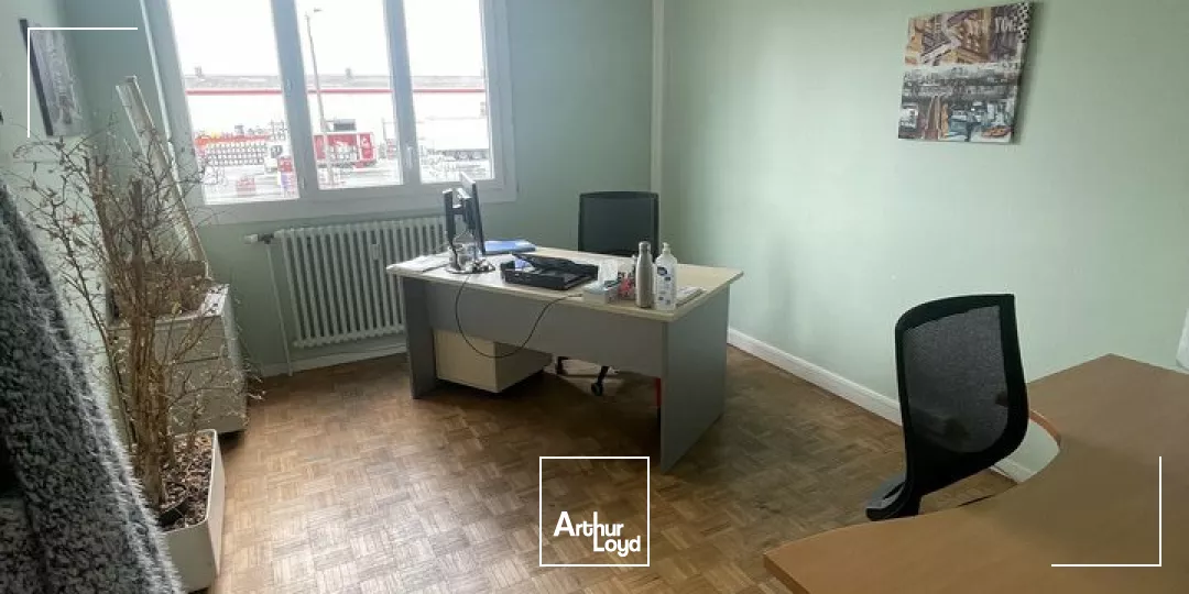 BUREAUX location à NIORT 79000