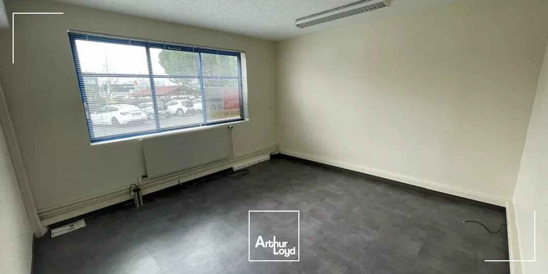 LOCATION DE BUREAU DE 93 M² AU NORD DE LA ROCHE-SUR-YON