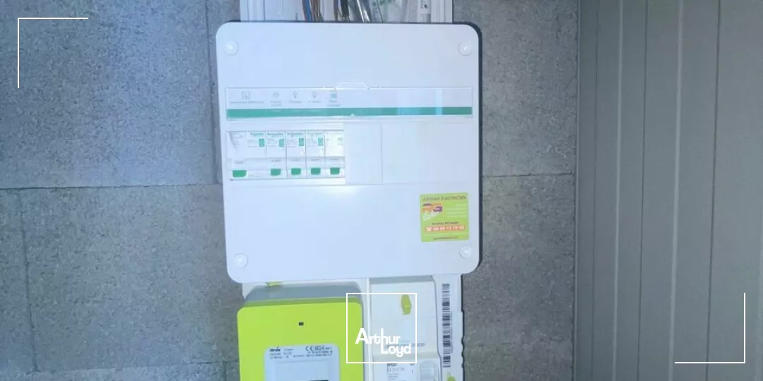 LOCAL D'ACTIVITÉ 140M² - NEUF À LOUER - NESMY