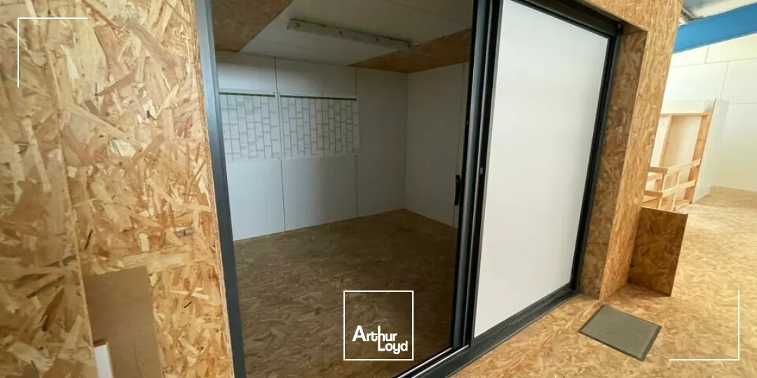 LOCAL D'ACTI 540m² - À LOUER  LES SABLES-D'OLONNE