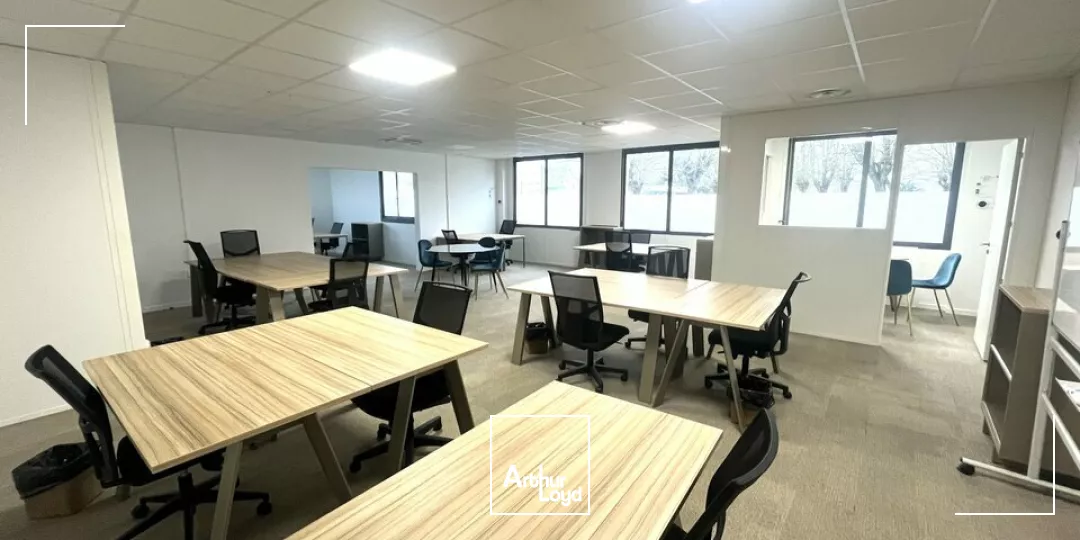 A LOUER POITIERS SECTEUR PARC DES EXPOSITIONS BUREAUX DE STANDING