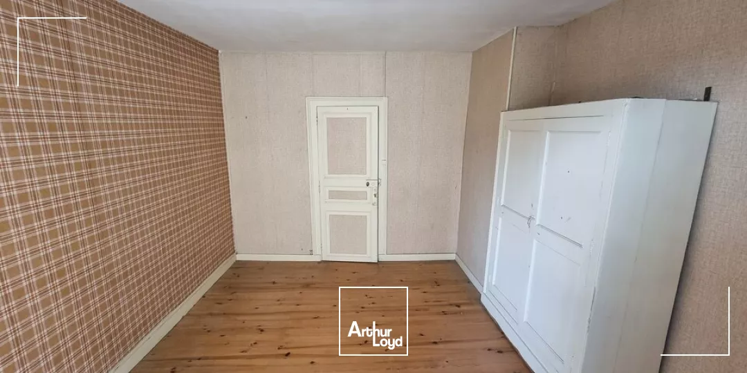 À VENDRE LOCAL COMMERCIAL DE 131 M2 EN HYPER CENTRE DE NIORT