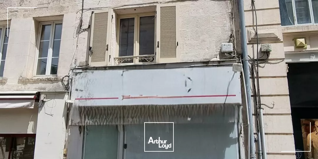 À VENDRE LOCAL COMMERCIAL DE 131 M2 EN HYPER CENTRE DE NIORT