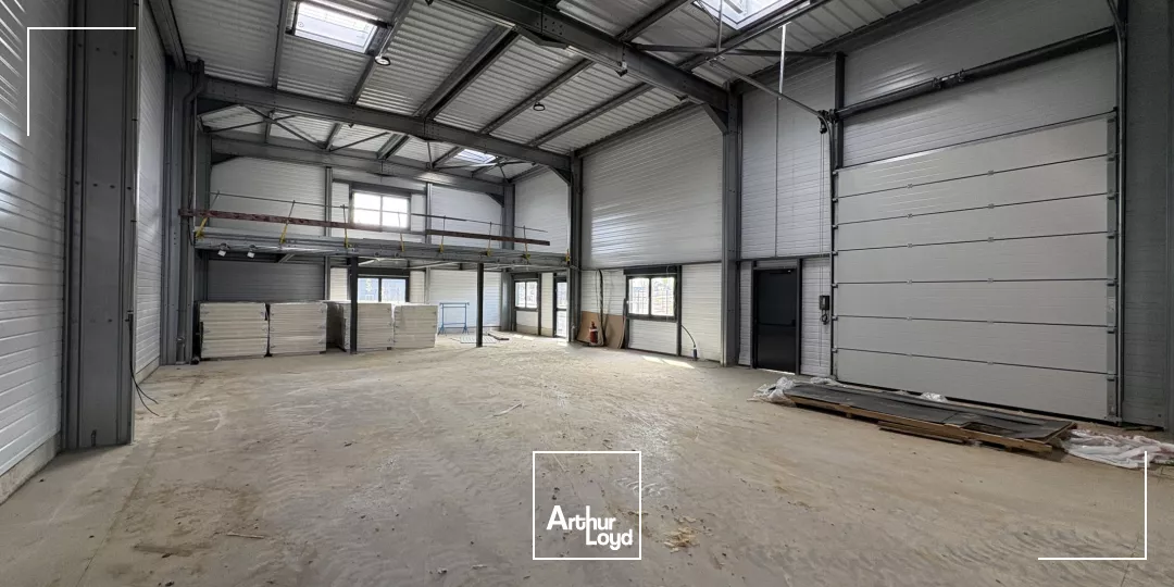 A LOUER LOCAL D'ACTIVITÉ 227 M2 SECTEUR COMPIÈGNE