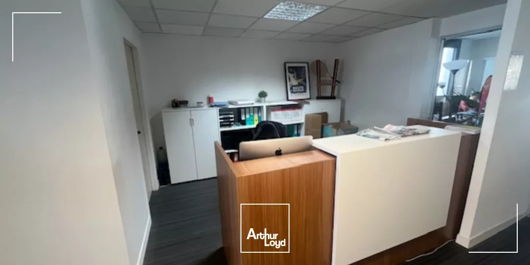 A LOUER - PLATEAU DE BUREAUX 260 M² - PORT DE COMMERCE DE BREST