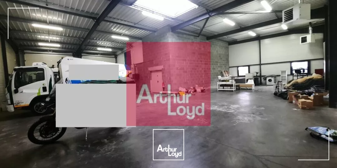 GERZAT PARC LOGISTIQUE A LOUER LOCAL ACTIVITE 447 M²