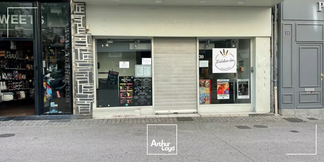 A LOUER LOCAL COMMERCIAL DE 45 m² EN PLEIN COEUR DE L'HYPERCENTRE DE NIORT
