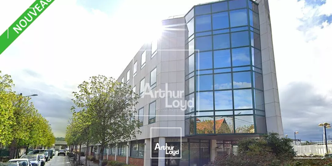 Emplacement idéal à proximité de toutes commodités!