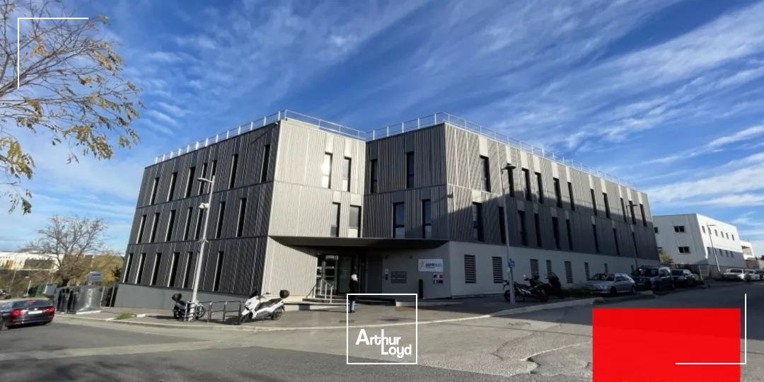 IMMEUBLE INDEPENDANT A USAGE DE BUREAUX A VENDRE - MONTPELLIER PARC 2000