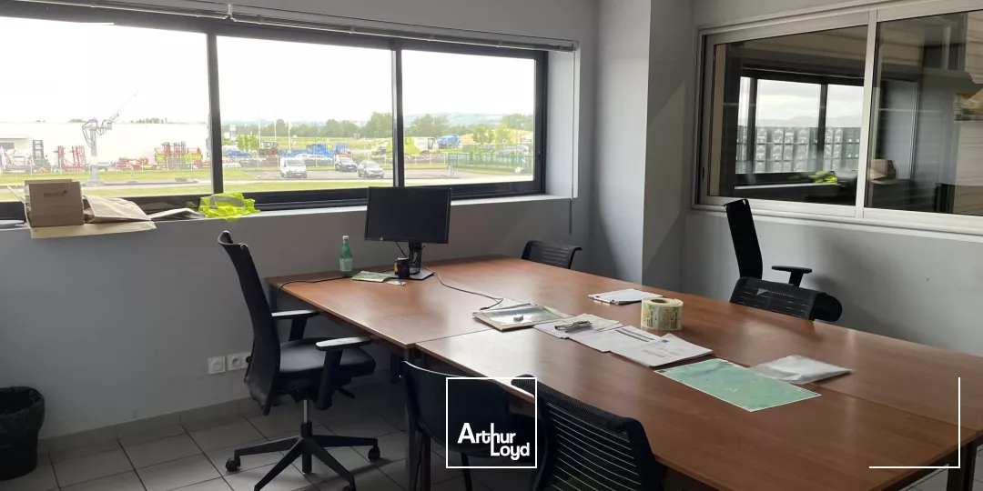 Ténement exceptionnel 22 698 m² sur terrain de plus de 10 HA