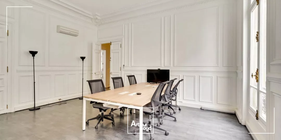 Bureaux A Louer - Espace de travail plug & play à Paris 8e - 300 m² 