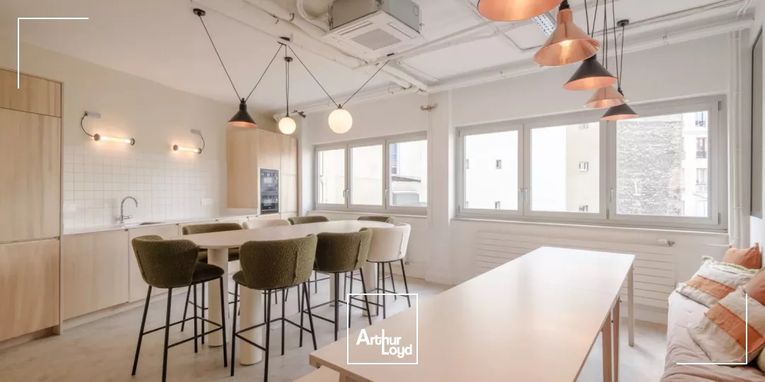 Bureaux A Louer - Espace de travail atypique à Paris 9e - 216 m² 