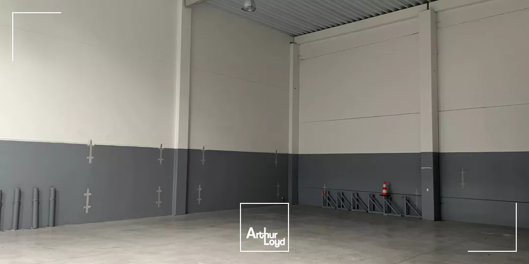 A Louer A vendre Entrepôt situé à Valenciennes