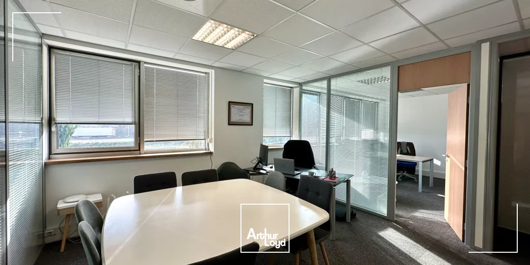 BUREAUX EN BON ETAT AIX LA DURANNE A LOUER