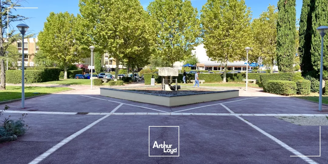 BUREAUX À VENDRE EN PLEIN COEUR DU PÔLE D'ACTIVITÉ D'AIX