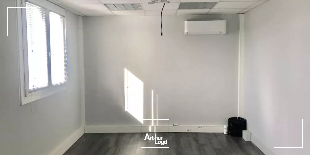 IMMEUBLE INDÉPENDANT A LOUER AVEC TERRAIN A AIX EN PROVENCE