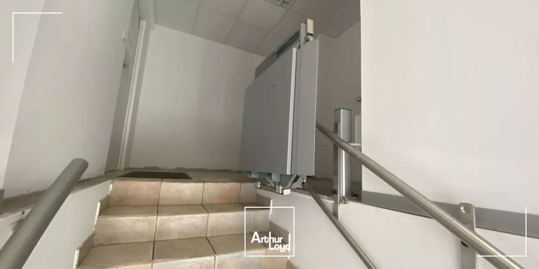 BUREAUX 130 M² À LOUER ZONE ECOPOLIS MARTIGUES