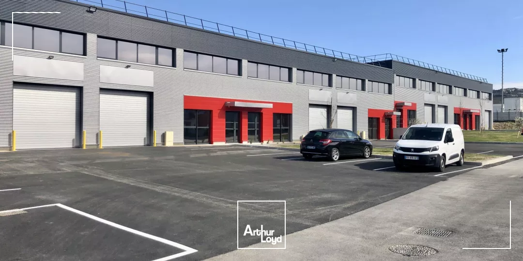 Locaux d'activités récents a louer sur GIGNAC LA NERTHE