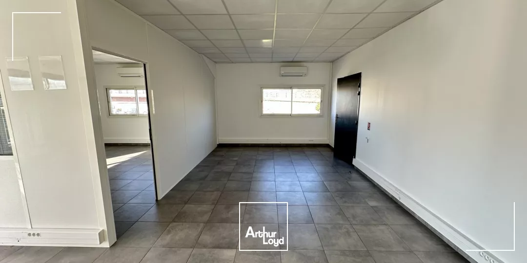 BUREAUX À LOUER À MEYREUIL EN BORDURE DE D6