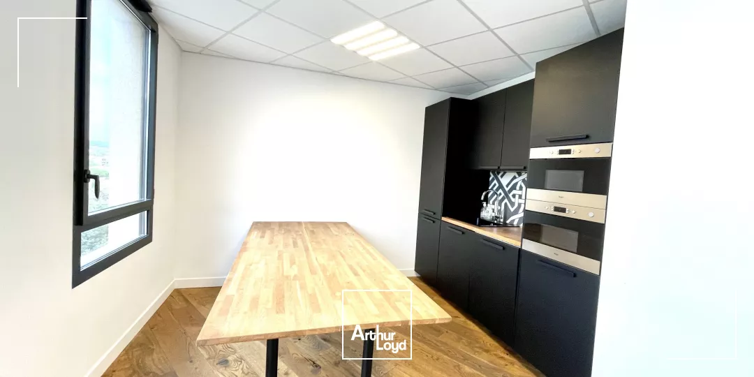 EXCLUSIVITÉ - Location bureaux avec vue exceptionnelle