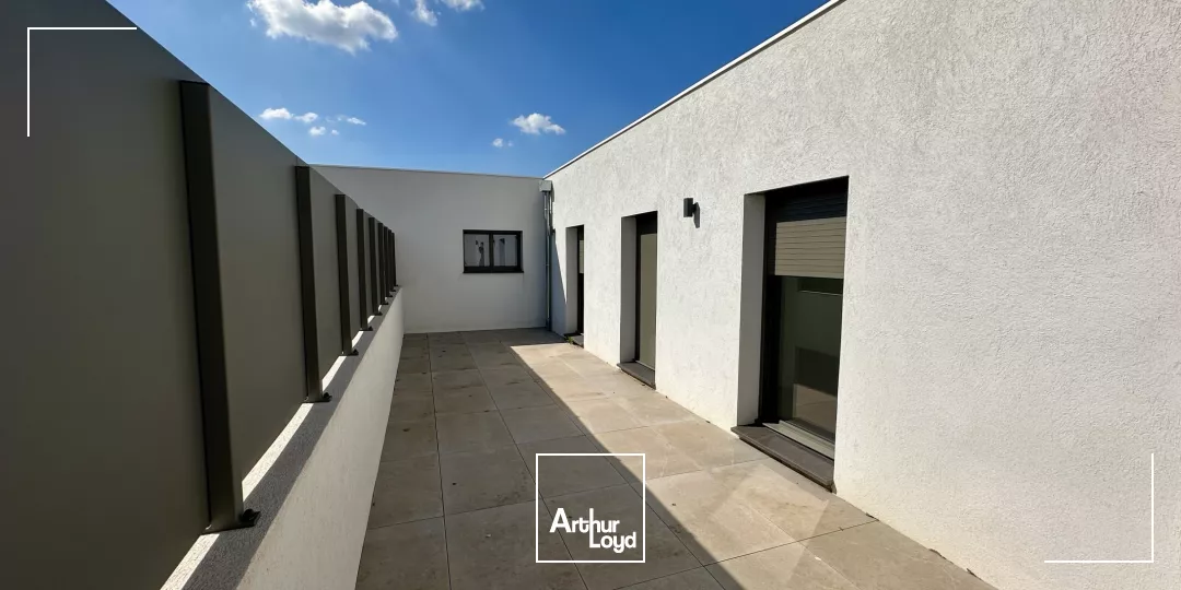 BUREAUX NEUFS À VENDRE OU À LOUER AIX EST