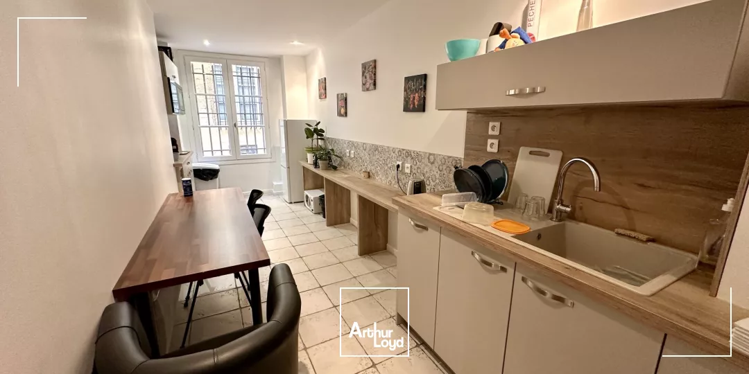 BUREAUX À VENDRE - AIX CENTRE VILLE