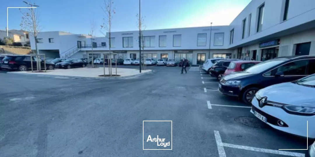Location CABINET MEDICAL dans le POLE MEDICAL de Saint Cannat. (Bail Professionel)