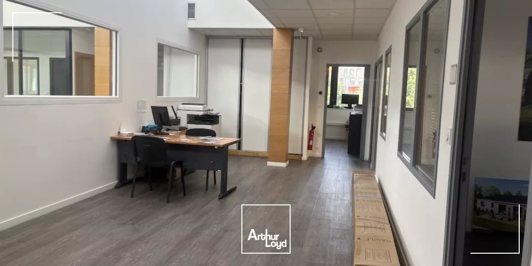 À LOUER : 1 lot de bureaux ERP situé au coeur du quartier du Technopole à Saint-Etienne
