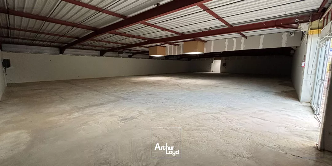 900 m² à usage commercial à louer en zone SUD sur Feytiat