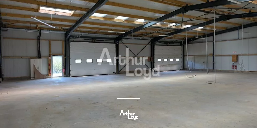 GOVEN - LOCAL D'ACTIVITE EN SOUS LOCATION - 440 M²